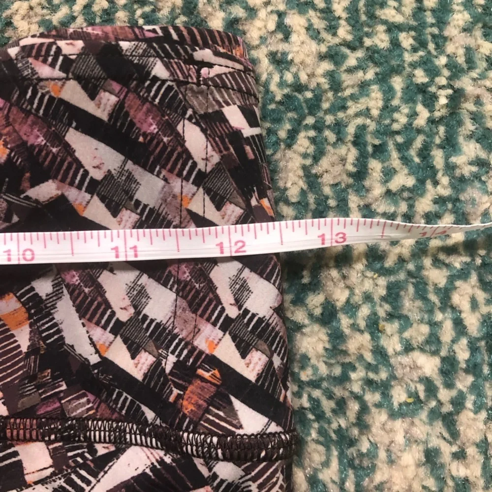 Lululemon Leggings LIMITED EDITION fast and free Inseam 23” Hip to hip 12”